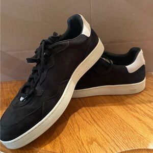 P448 Men's Black Sneakers with White Heel Tab